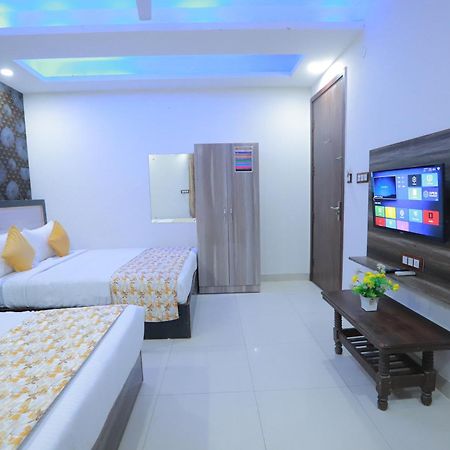 Hotel Triton Grand At Delhi Airport New Delhi Luaran gambar